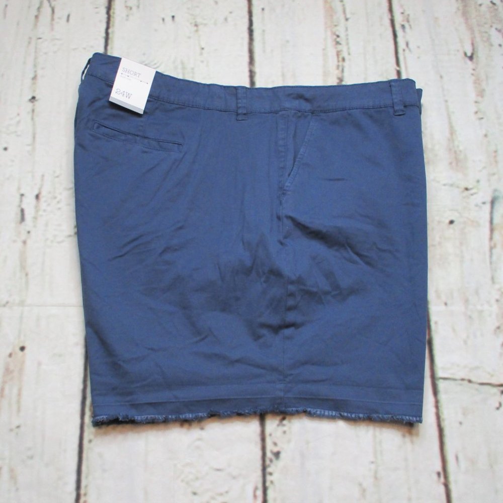 Style & Co Plus Chino Bermuda Shorts - Picture 3 of 7